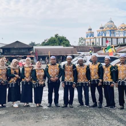 Pemerintah Desa Simpang Tiga Sertai Pawai Taaruf, Meriahkan MTQ XLVIII Kabupaten Banjar